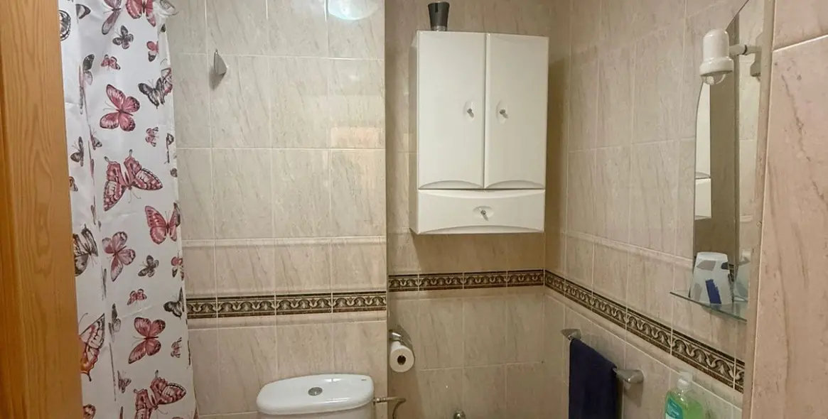 Sale of middle floor apartment in Estepona 15