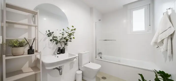 Venta de apartamento en planta baja en Marbella 2