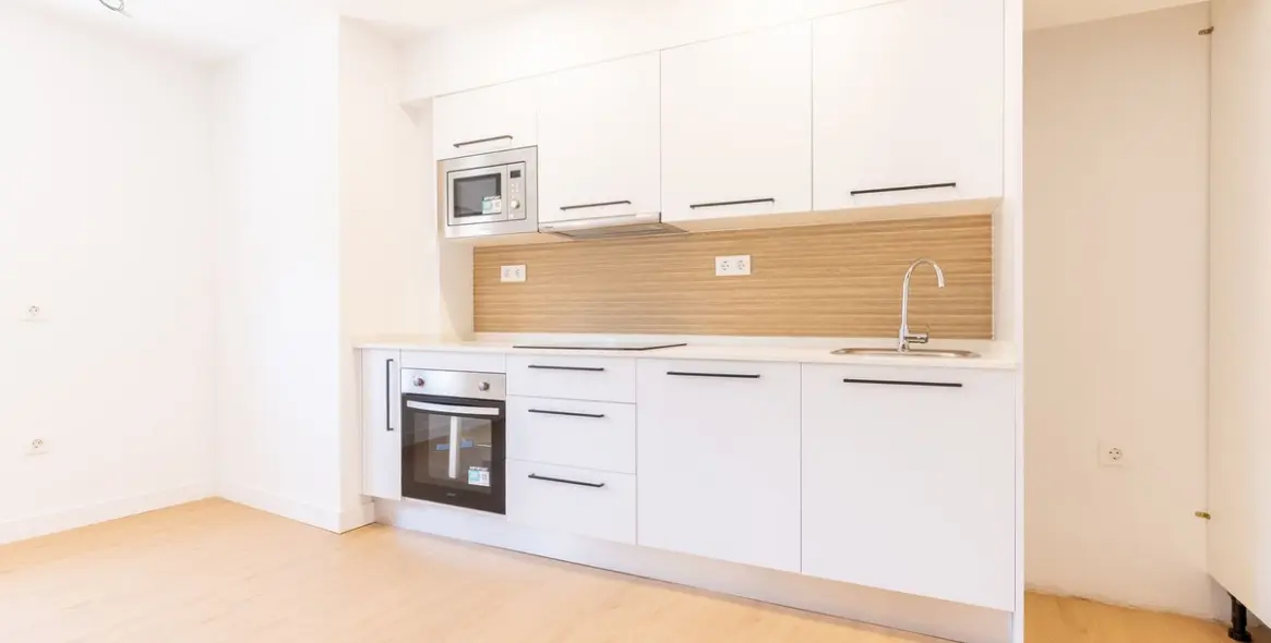 Продажа апартаментов на среднем этаже в La Victoria 5