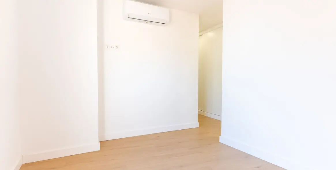 Продажа апартаментов на среднем этаже в La Victoria 13