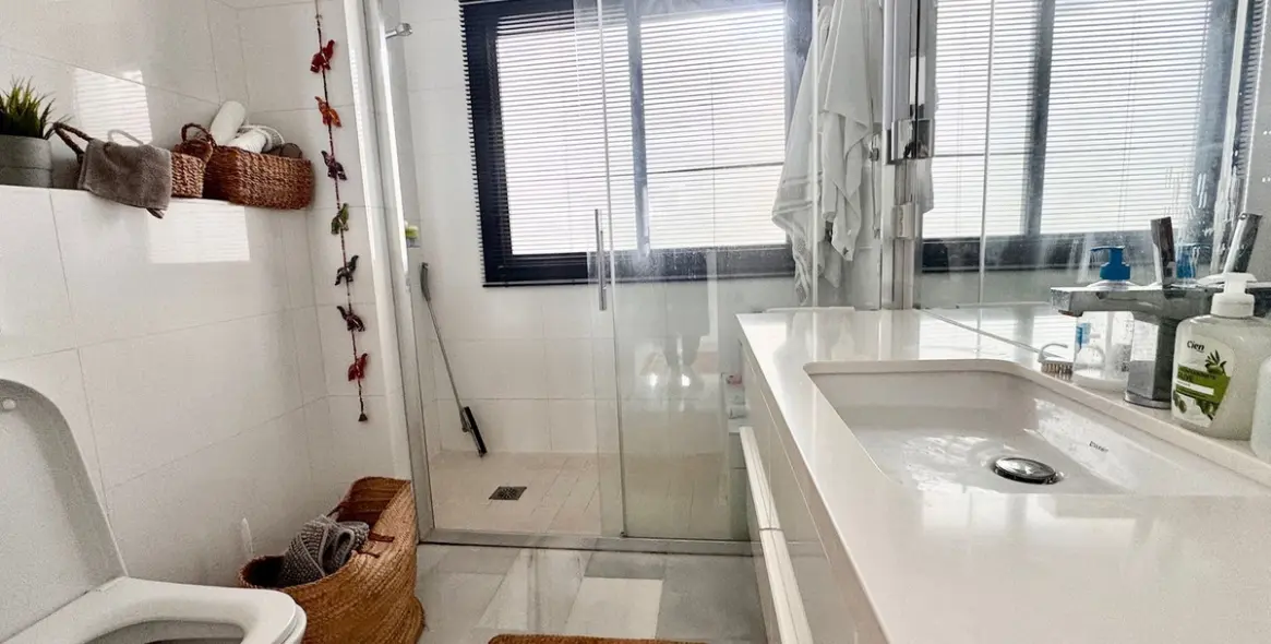 Venta de ático en Calahonda 16