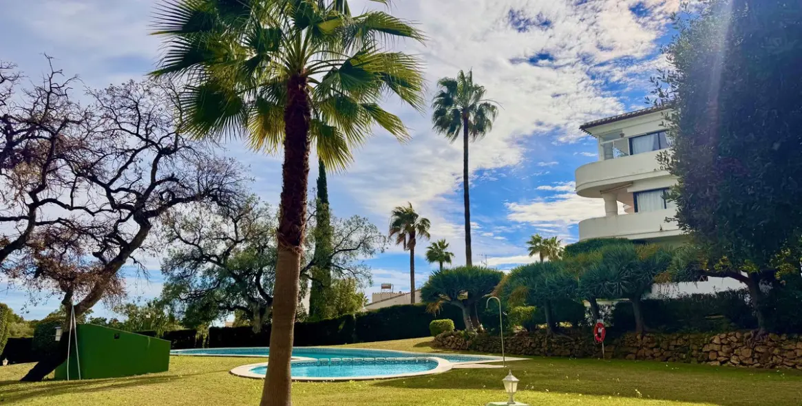 Venta de ático en Calahonda 24