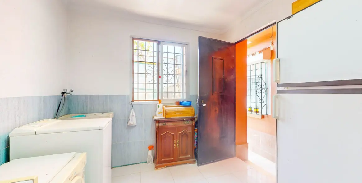 Sale of detached villa in Campanillas 61