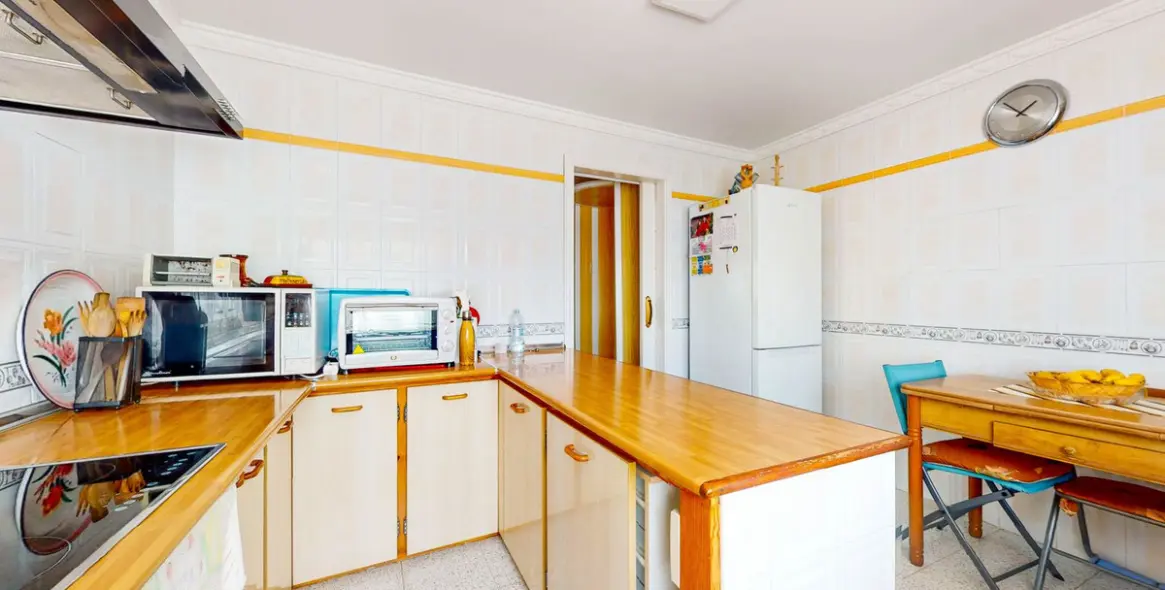 Sale of detached villa in Campanillas 63