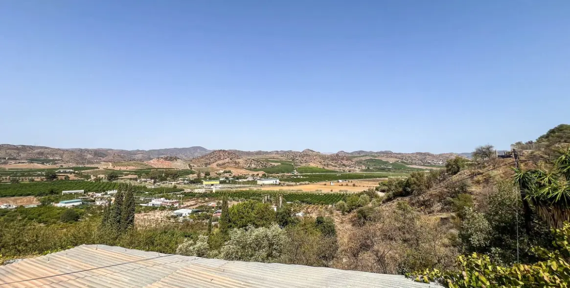 Sale of detached villa in Campanillas 74