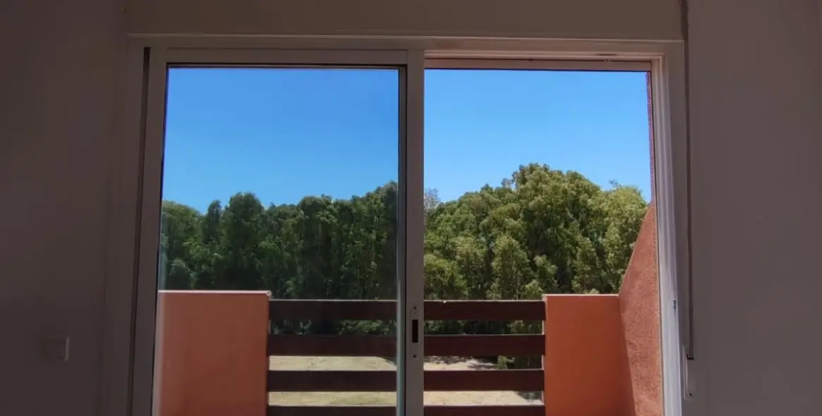 Sale of penthouse duplex in Casares 3