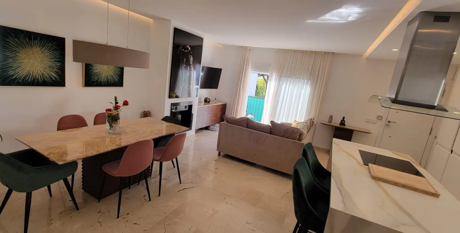 Продажа апартаментов на среднем этаже в Puerto Banús 6