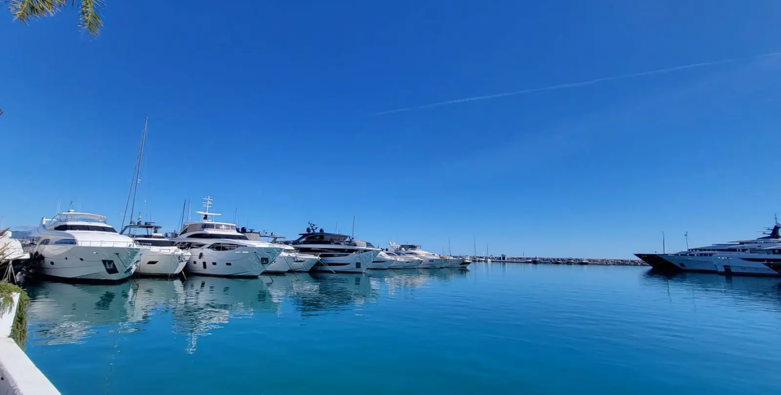 Продажа апартаментов на среднем этаже в Puerto Banús 29