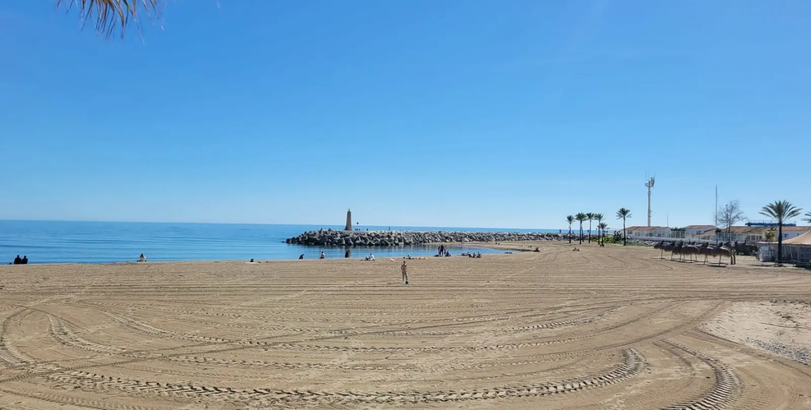 Продажа апартаментов на среднем этаже в Puerto Banús 30