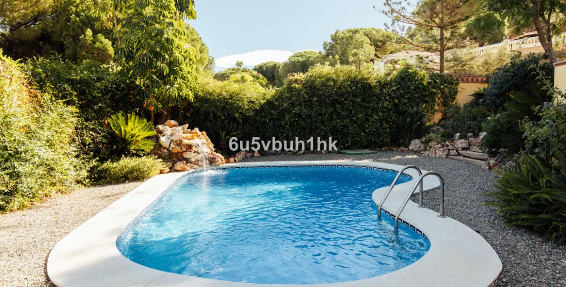 Sale of detached villa in Pinos de Alhaurin 4