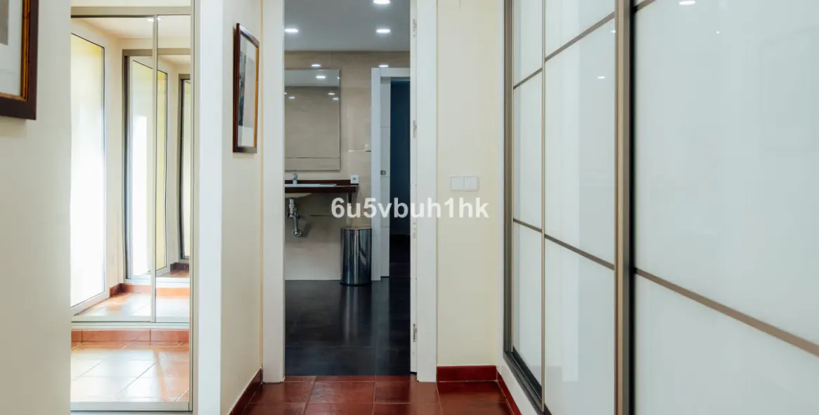 Sale of detached villa in Pinos de Alhaurin 8