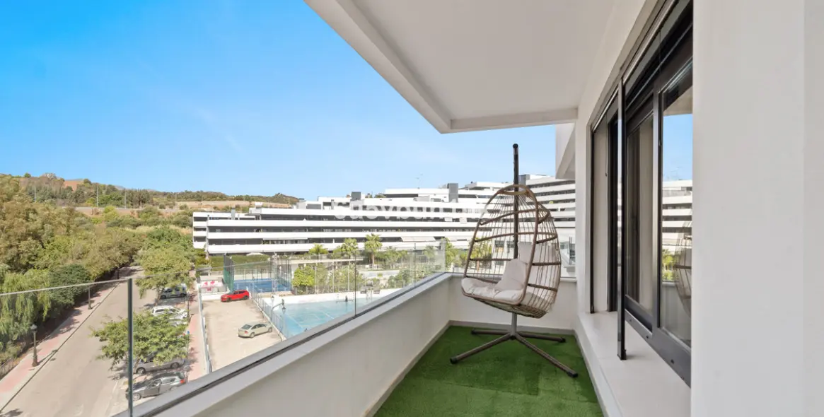 Venta de apartamento en planta baja en Avda de Andalucia - Sierra de Estepona 9