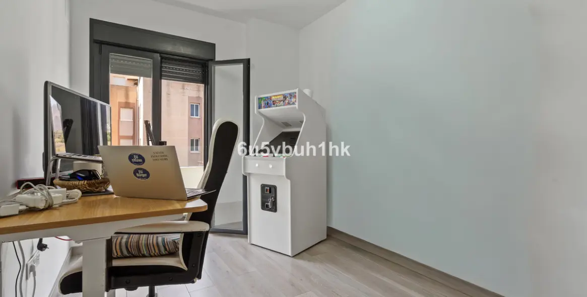 Venta de apartamento en planta baja en Avda de Andalucia - Sierra de Estepona 16