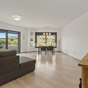 Продажа пентхауса в Estepona