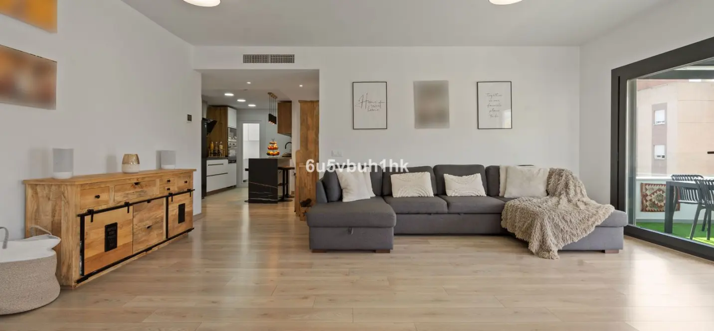 Продажа пентхауса в Estepona 1