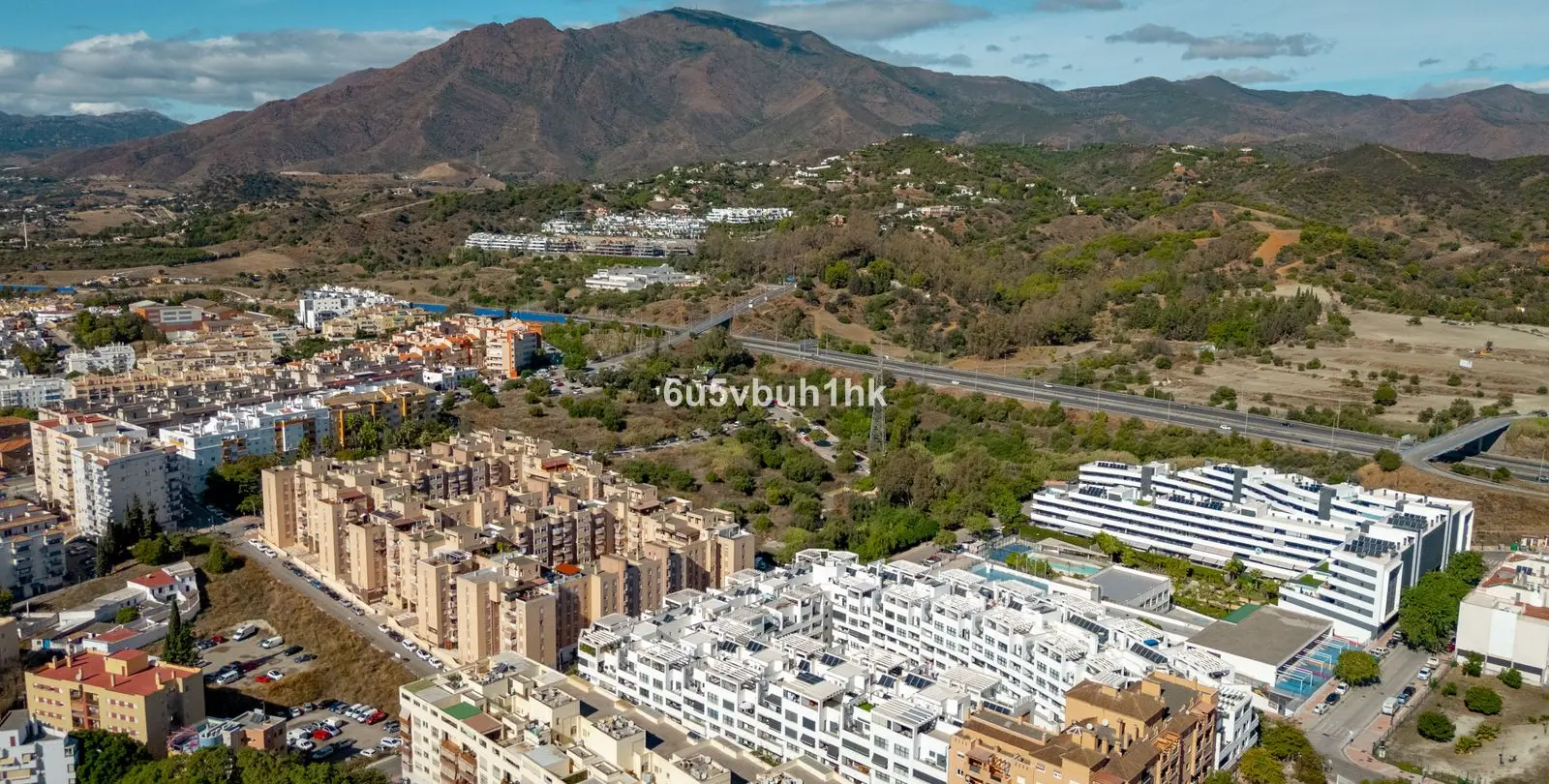 Sale of penthouse in Estepona 31