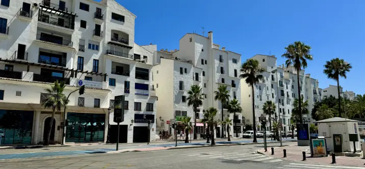 Venta de oficina en Puerto Banús 0