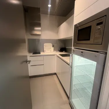 Venta de oficina en Puerto Banús