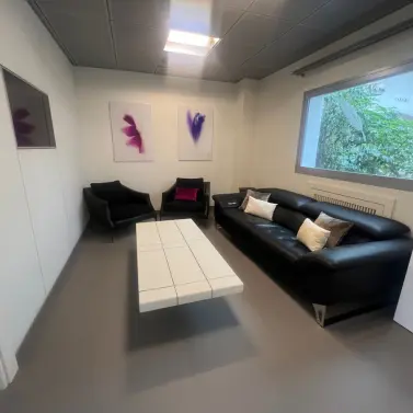 Venta de oficina en Puerto Banús