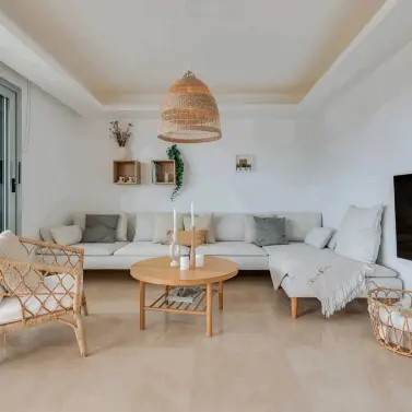 Venta de apartamento en planta baja en Los Arqueros