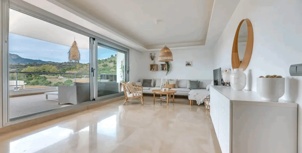 Venta de apartamento en planta baja en Los Arqueros 6