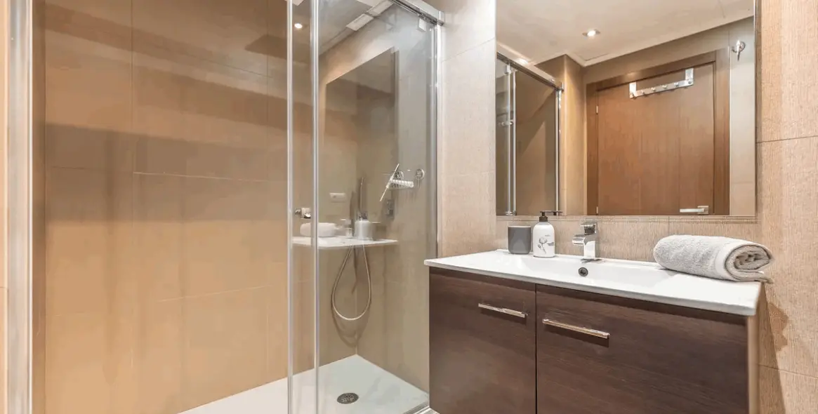 Venta de apartamento en planta baja en Los Arqueros 10