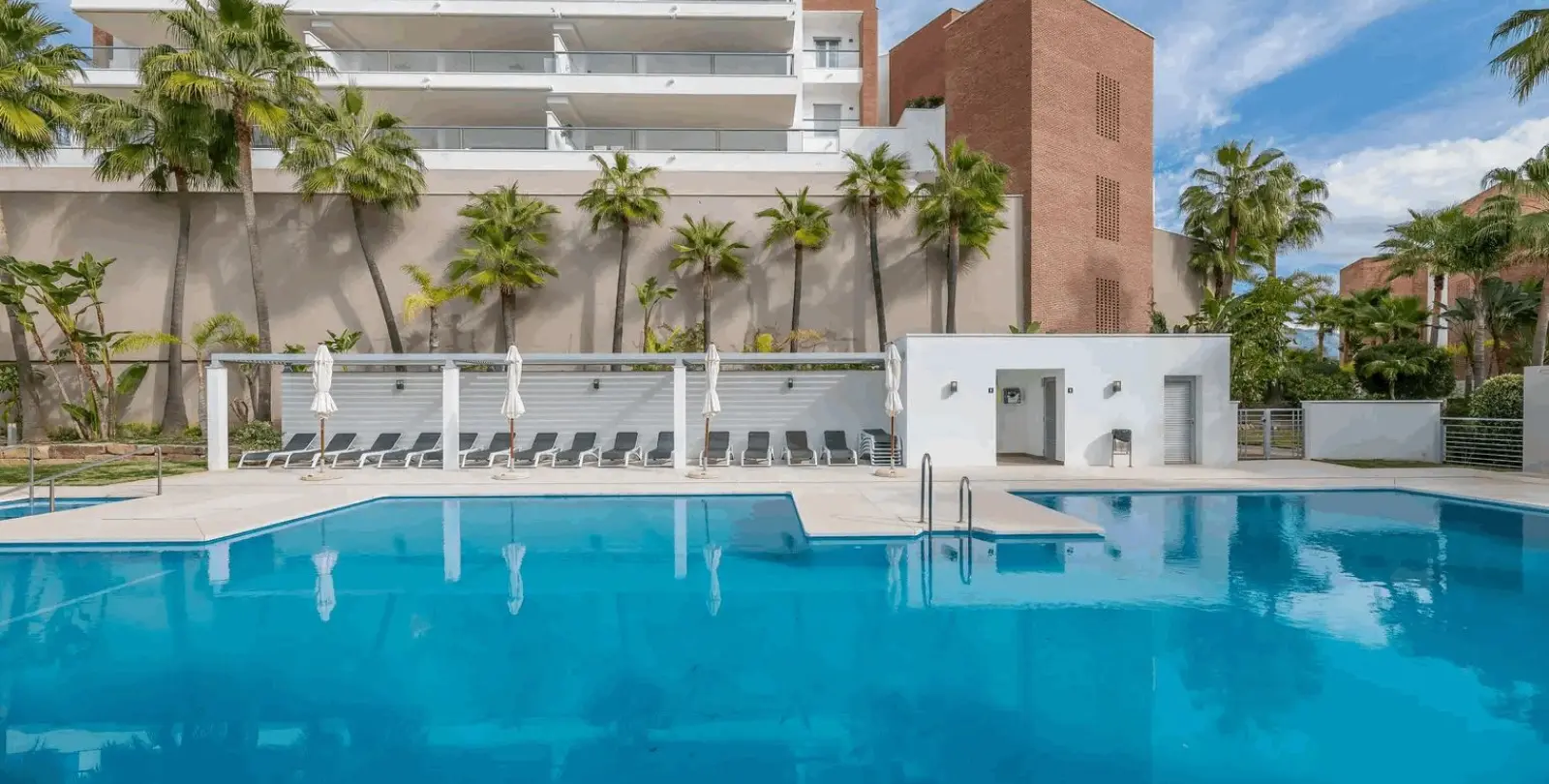 Sale of ground floor apartment in Los Arqueros 1