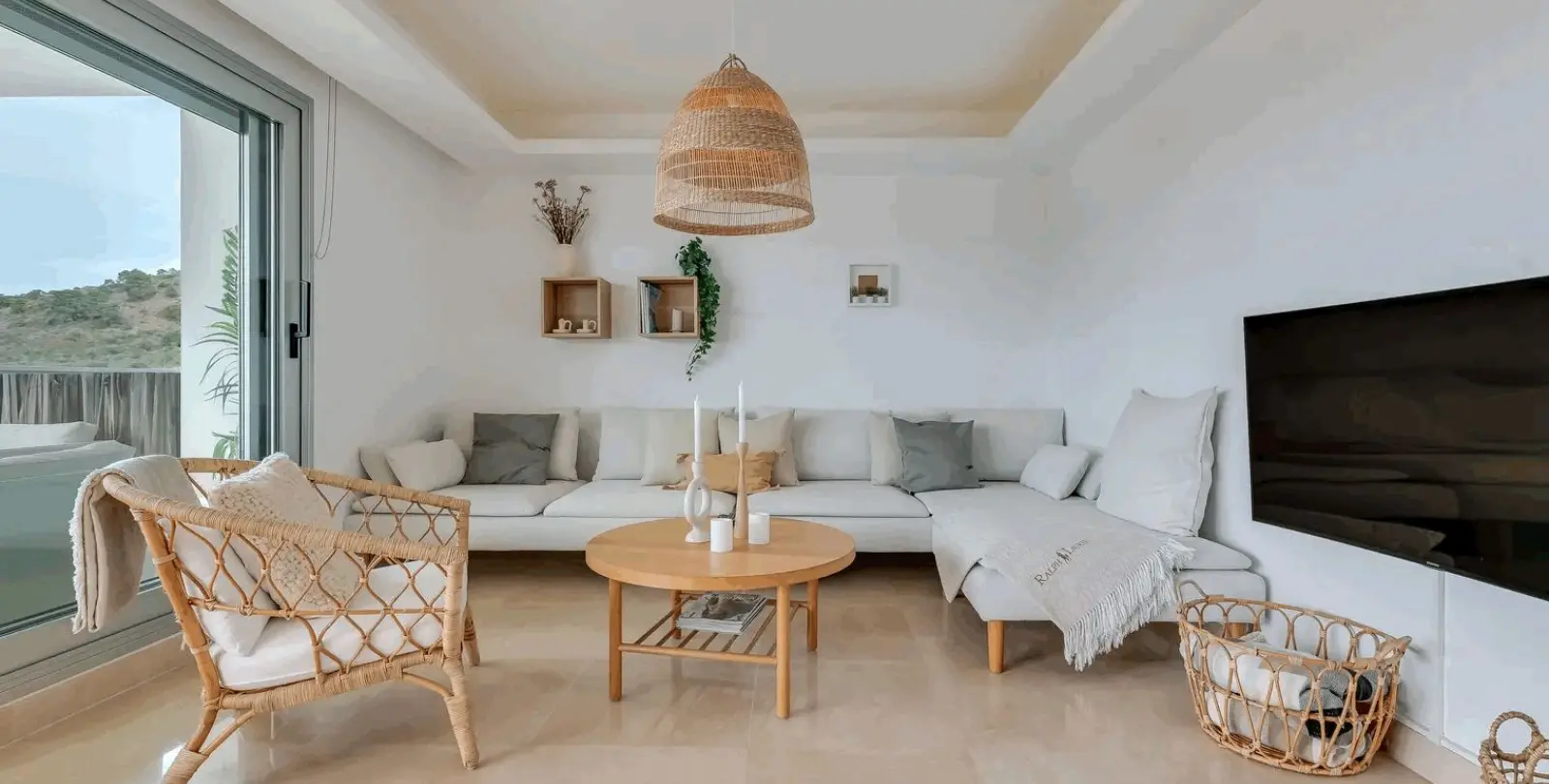 Sale of ground floor apartment in Los Arqueros 4