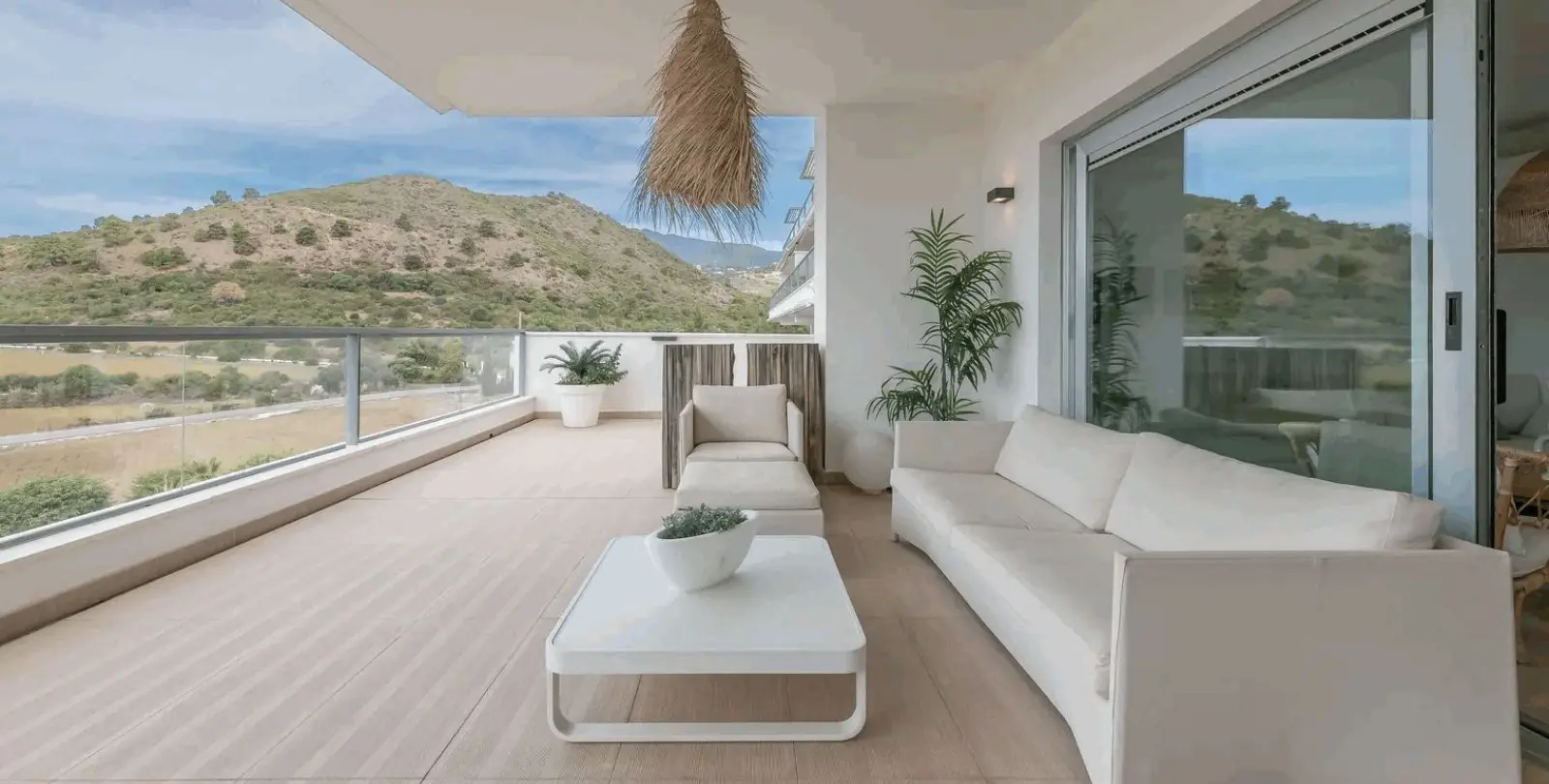 Sale of ground floor apartment in Los Arqueros 5