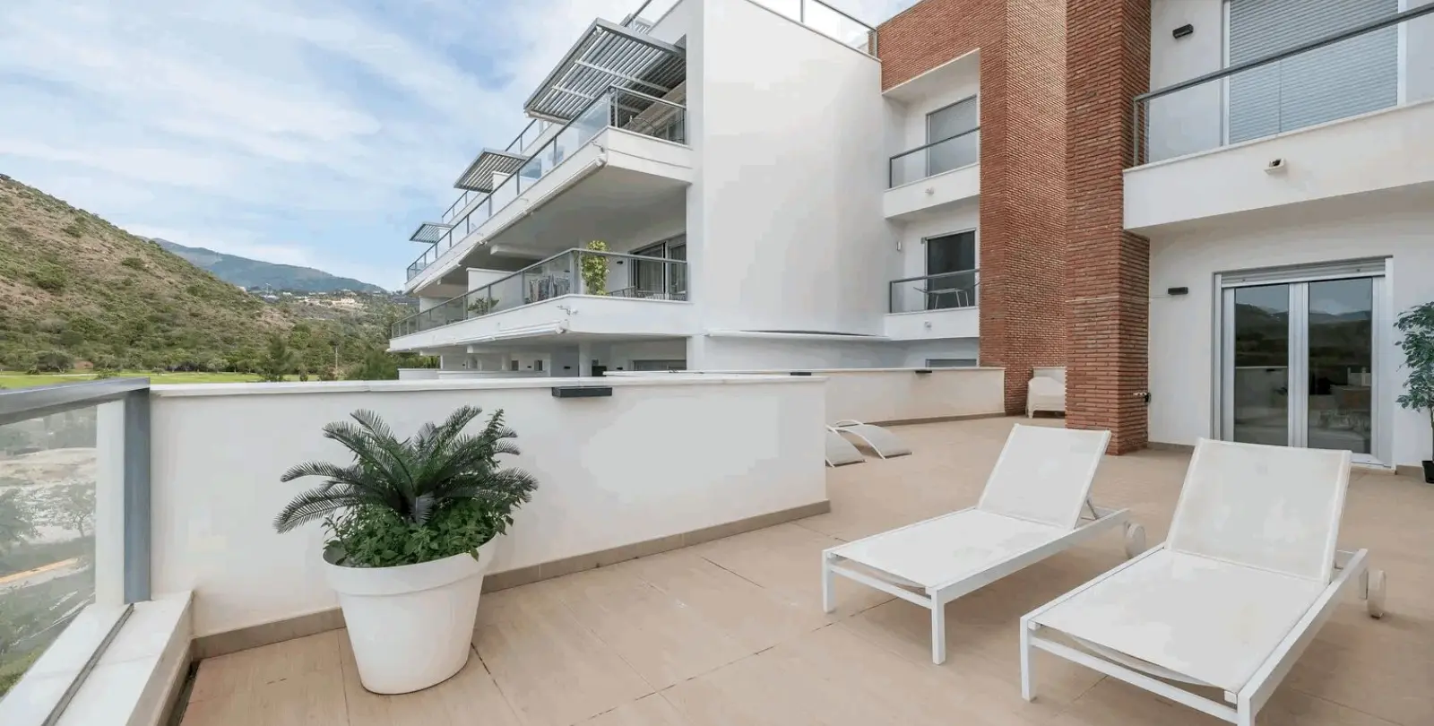 Sale of ground floor apartment in Los Arqueros 29