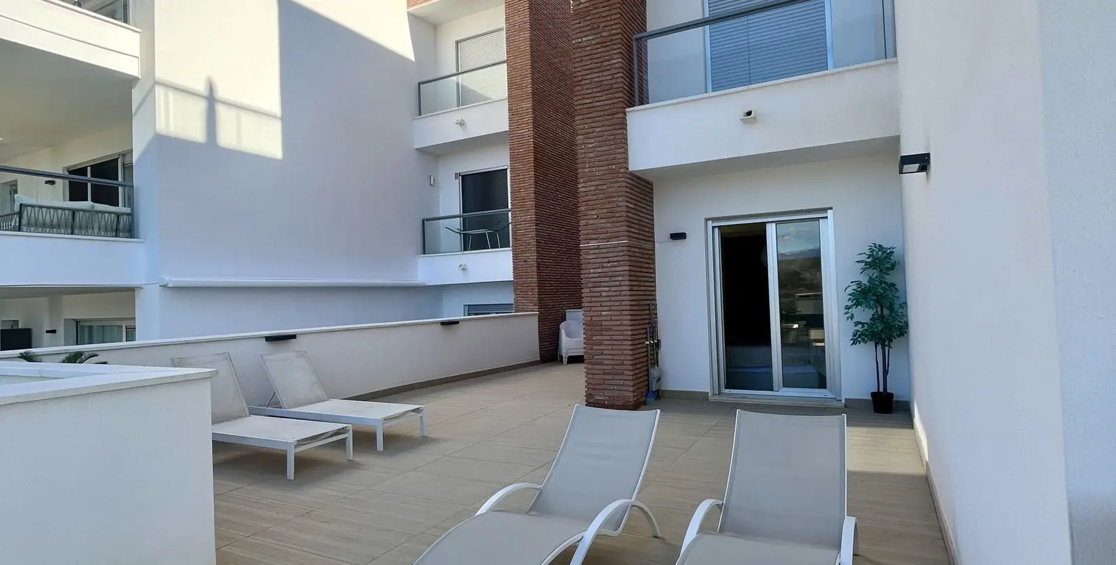 Sale of ground floor apartment in Los Arqueros 30