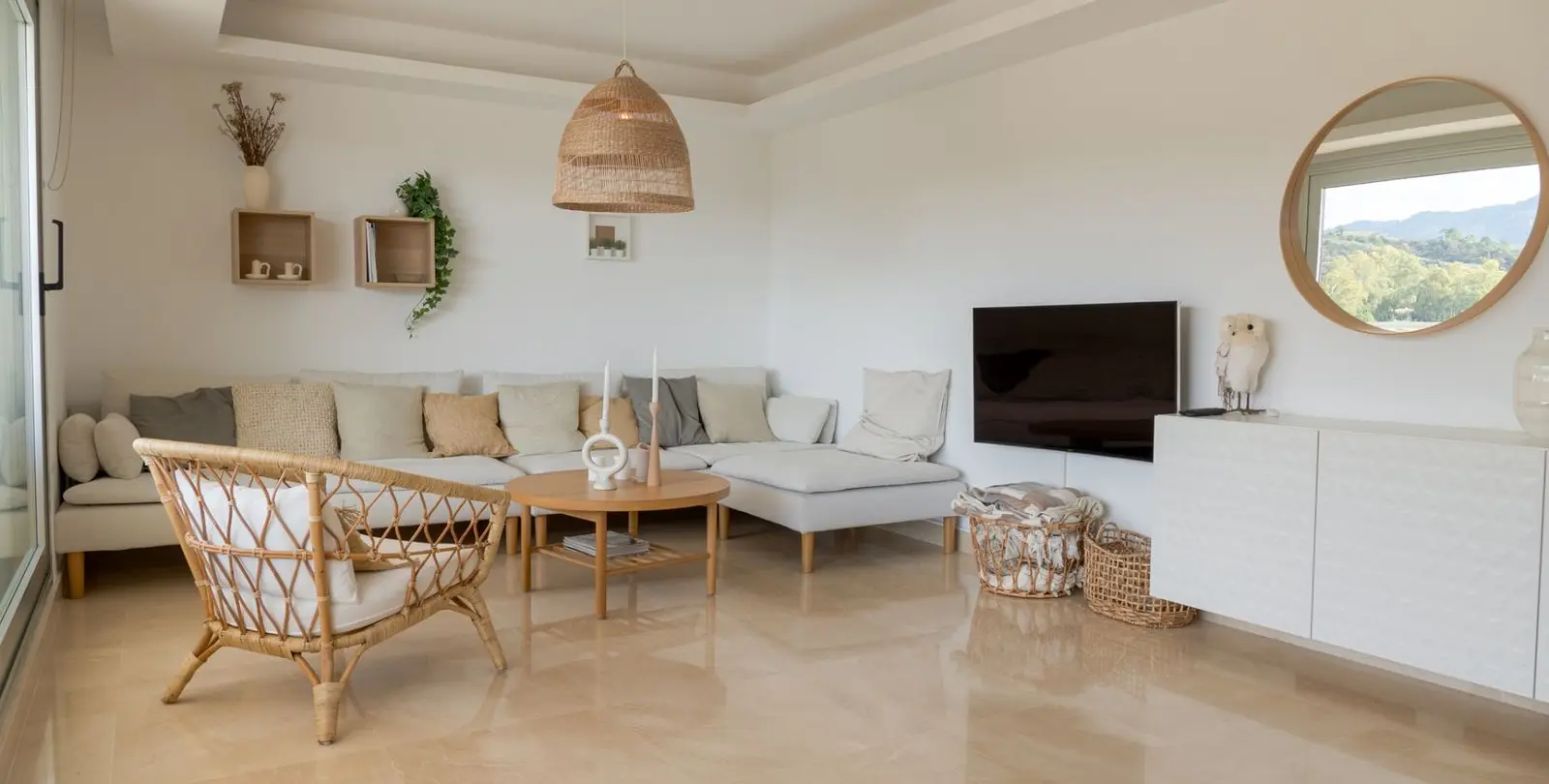 Sale of ground floor apartment in Los Arqueros 40