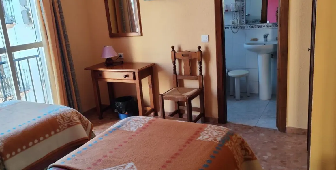 Venta de hotel en Avenida Málaga 8