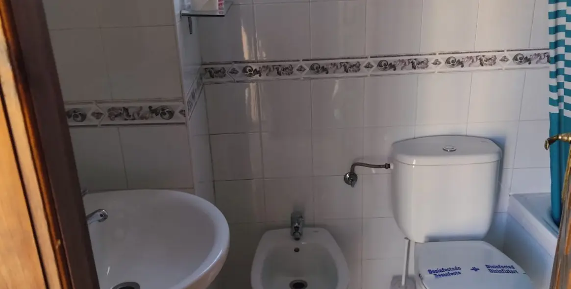 Venta de hotel en Avenida Málaga 12