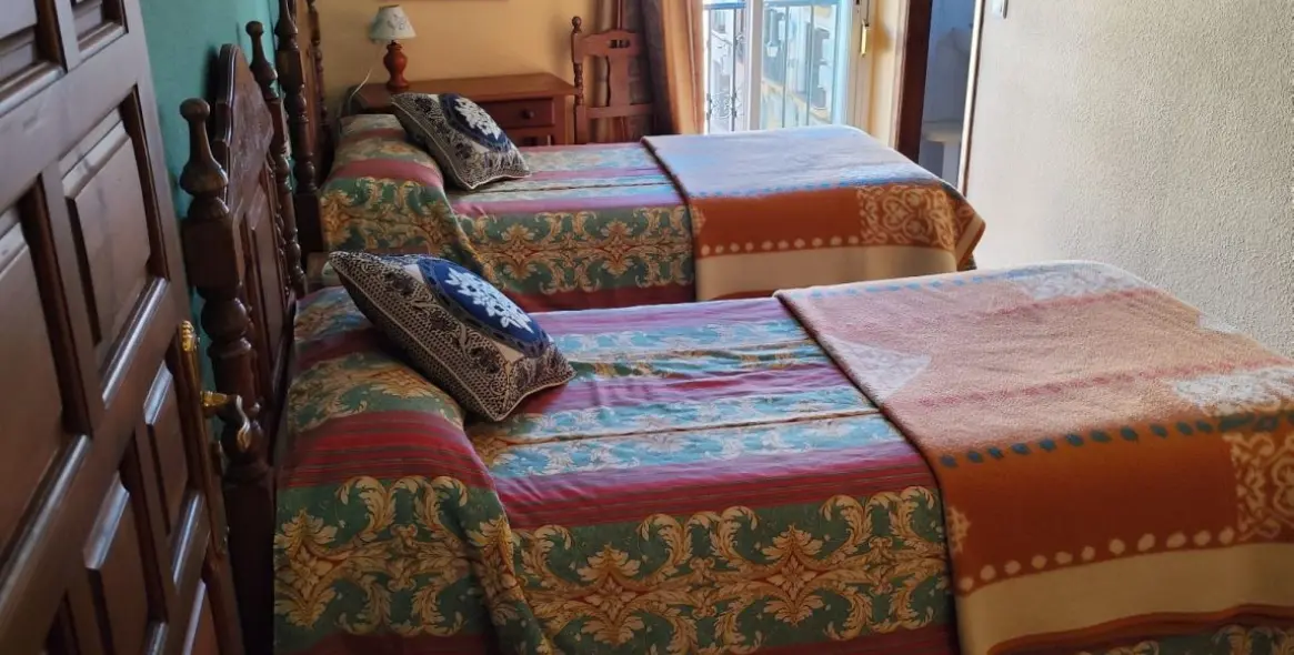 Venta de hotel en Avenida Málaga 13