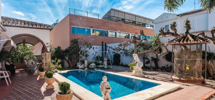 Venta de villa independiente en Los Pacos 0