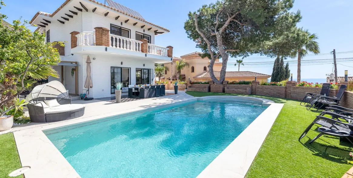 Venta de villa independiente en Benalmadena 2