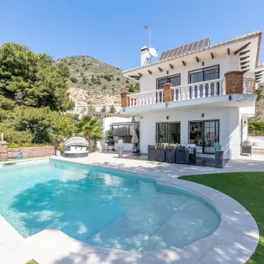 Venta de villa independiente en Benalmadena