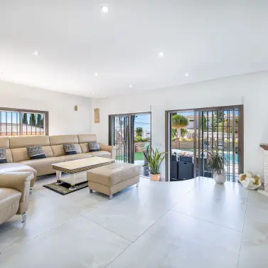 Venta de villa independiente en Benalmadena