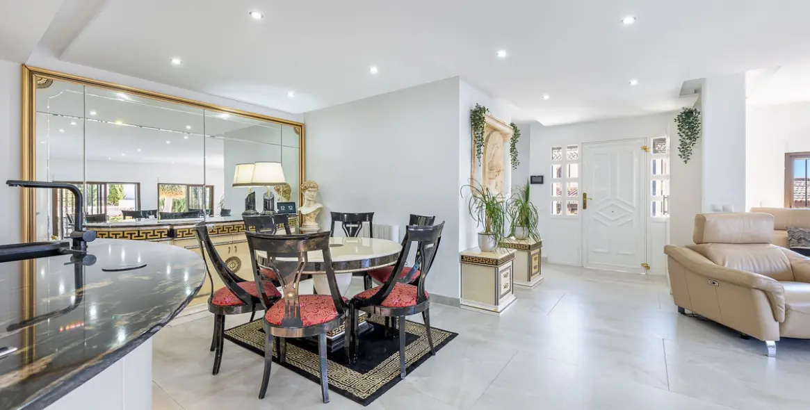 Venta de villa independiente en Benalmadena 10