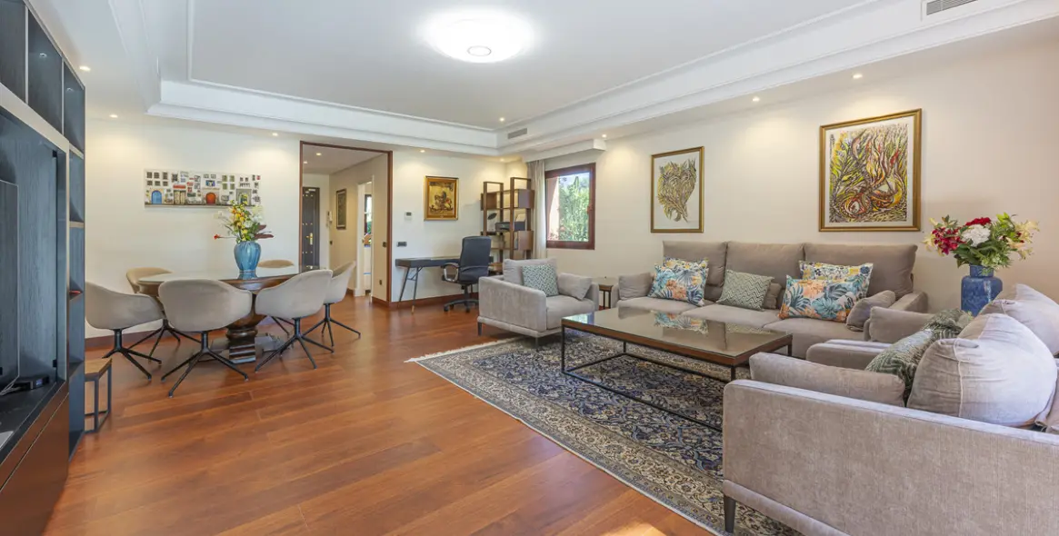 Venta de adosado en The Golden Mile 8