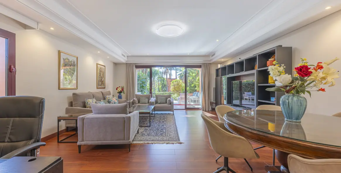 Venta de adosado en The Golden Mile 9