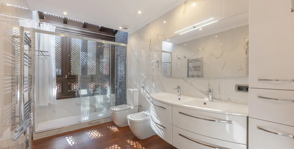 Venta de adosado en The Golden Mile 19