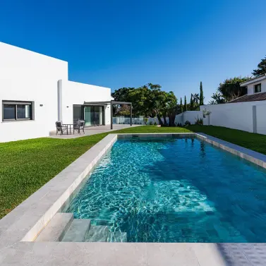 Venta de villa independiente en Marbella