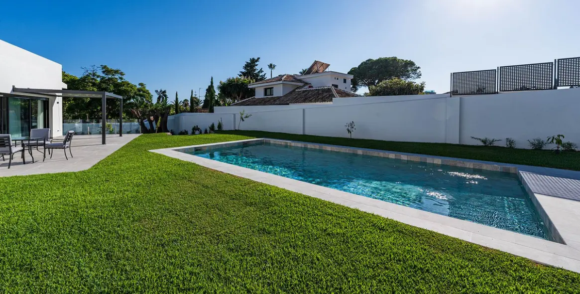 Venta de villa independiente en Marbella 16
