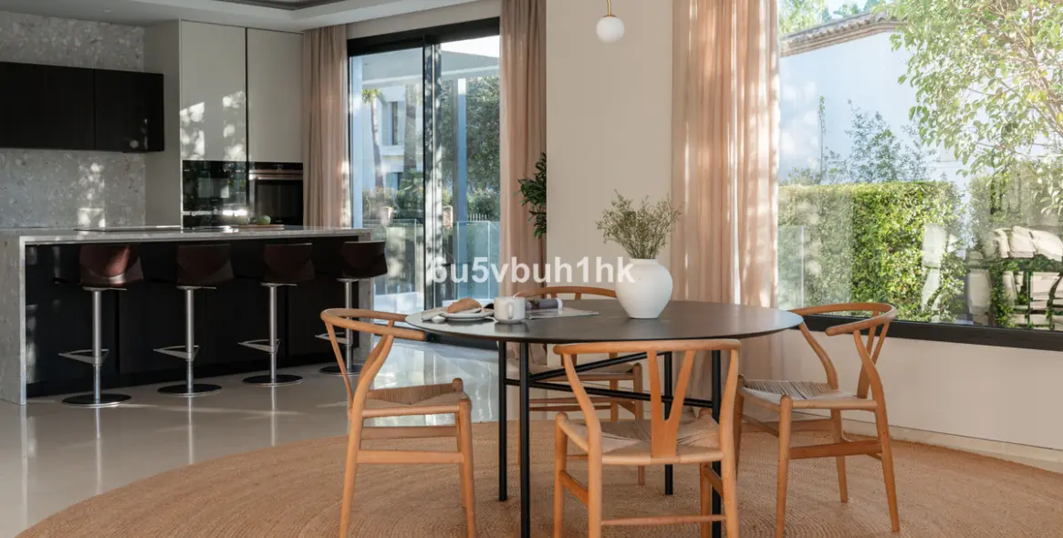 Venta de villa independiente en Golden Mile 3