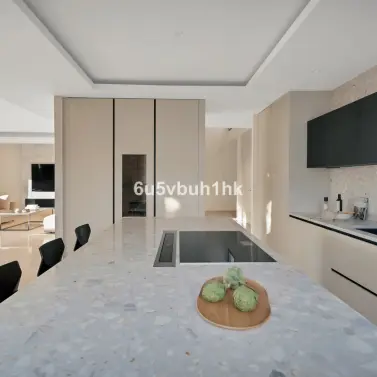 Sale of detached villa in Golden Mile