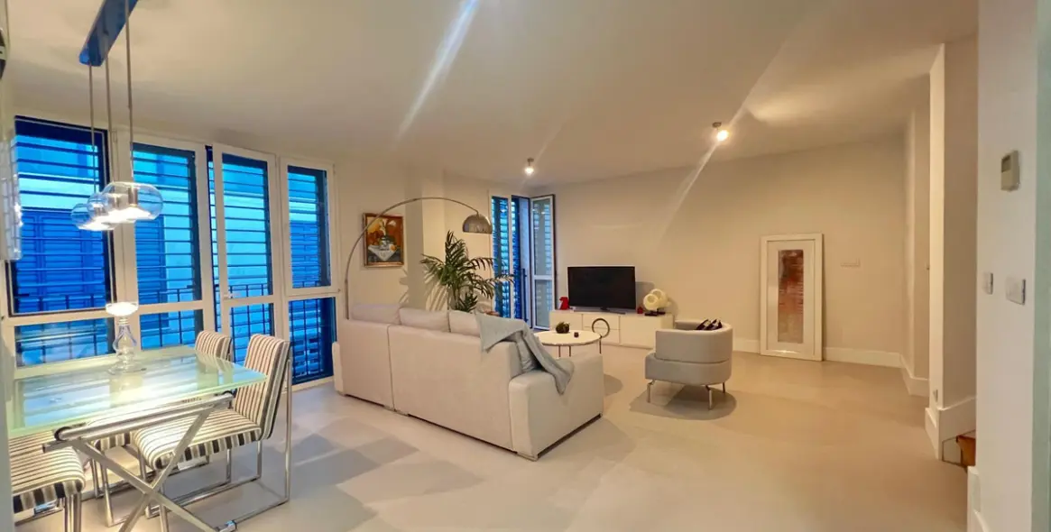 Alquiler a largo plazo de ático en Centro Histórico 5