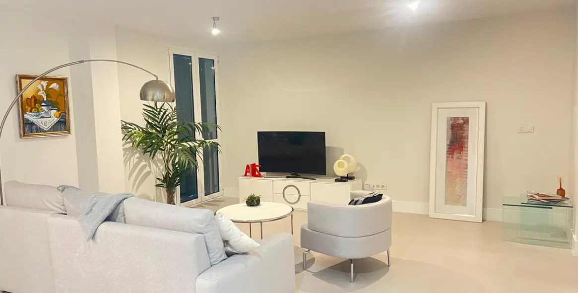 Alquiler a largo plazo de ático en Centro Histórico 10