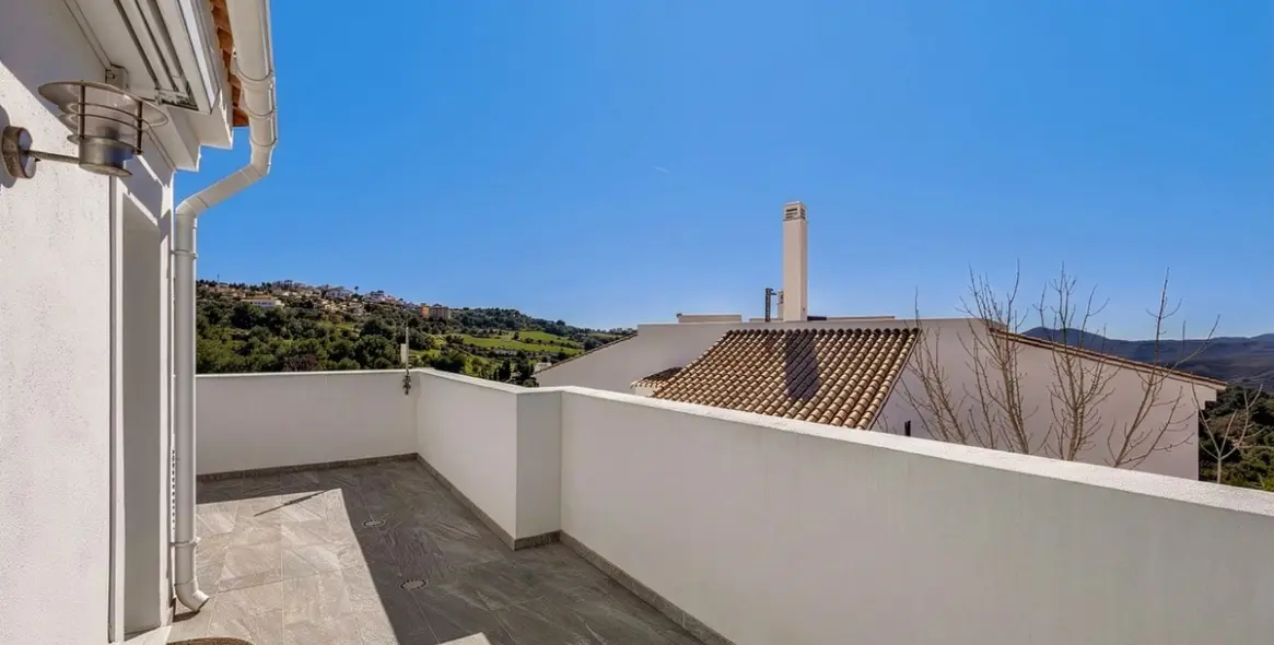 Продажа таунхауса в Alhaurin Golf 25